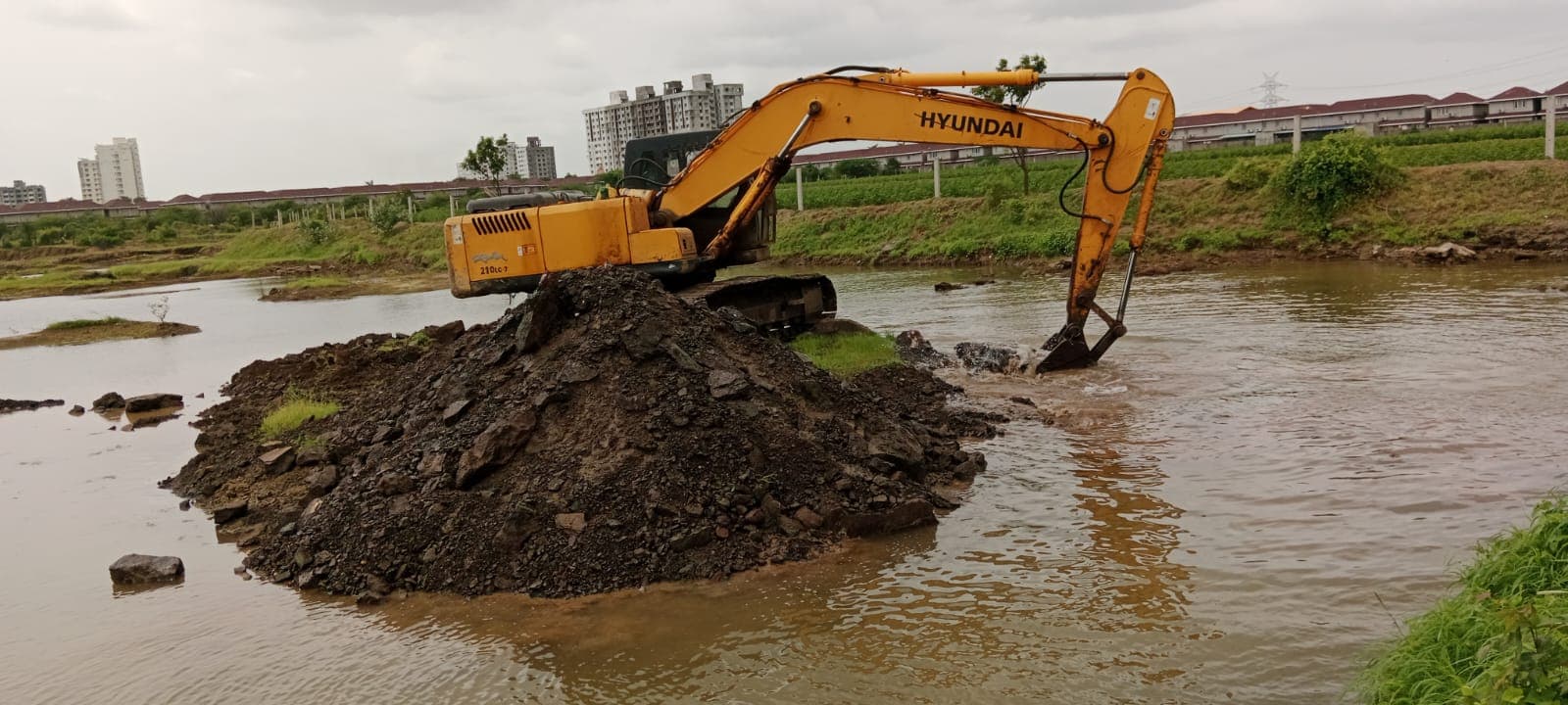 Riverbed De-silting and Excavation