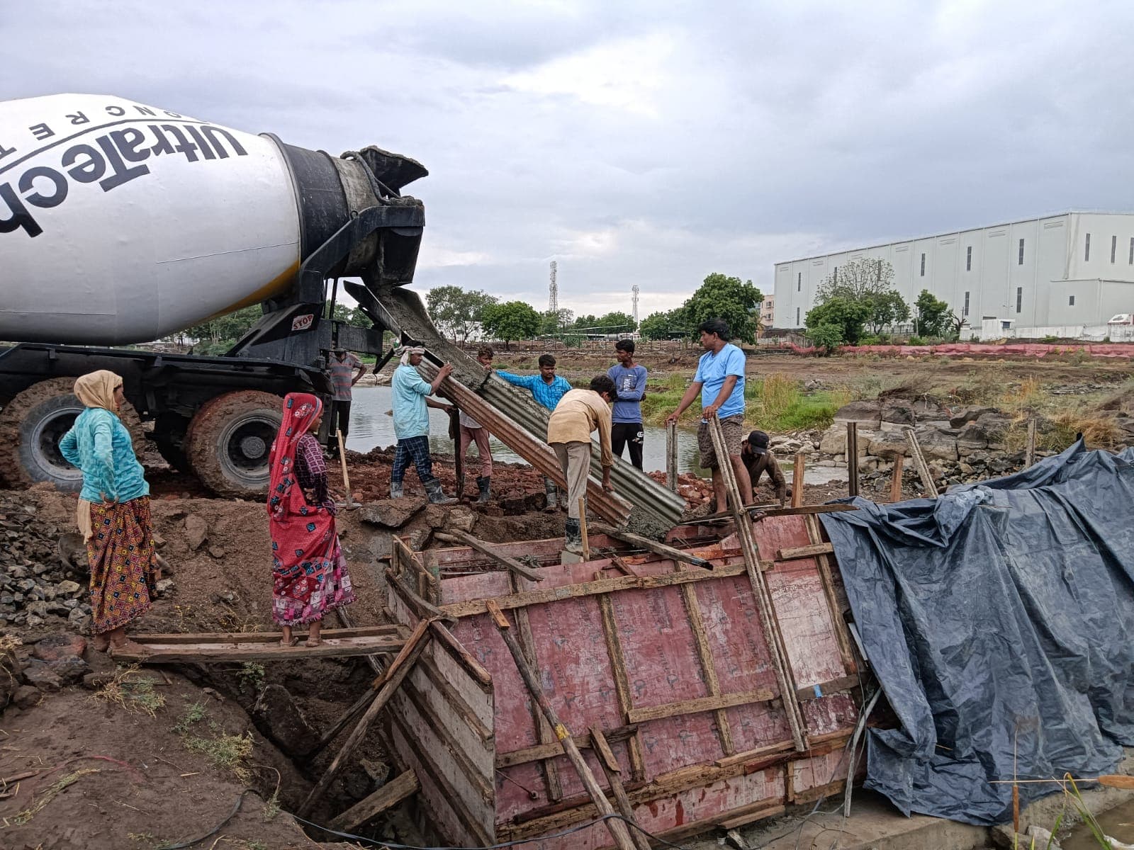 On-Site Concrete Pouring for Check Dam Construction